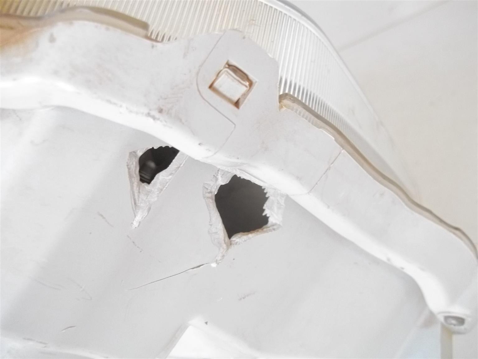Toyota Quantum '14-'19 left headlight - Private Seller Toyota Quantum '14-'19 left headlight - Private Seller