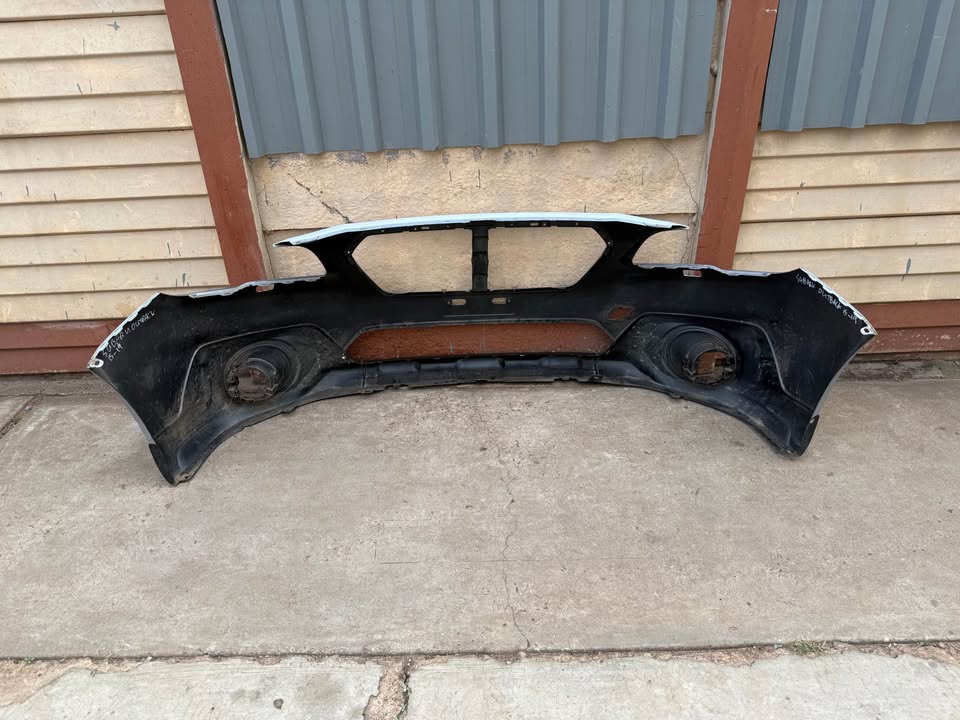 Subaru Outback Front Bumper - Private Seller Subaru Outback Front Bumper - Private Seller