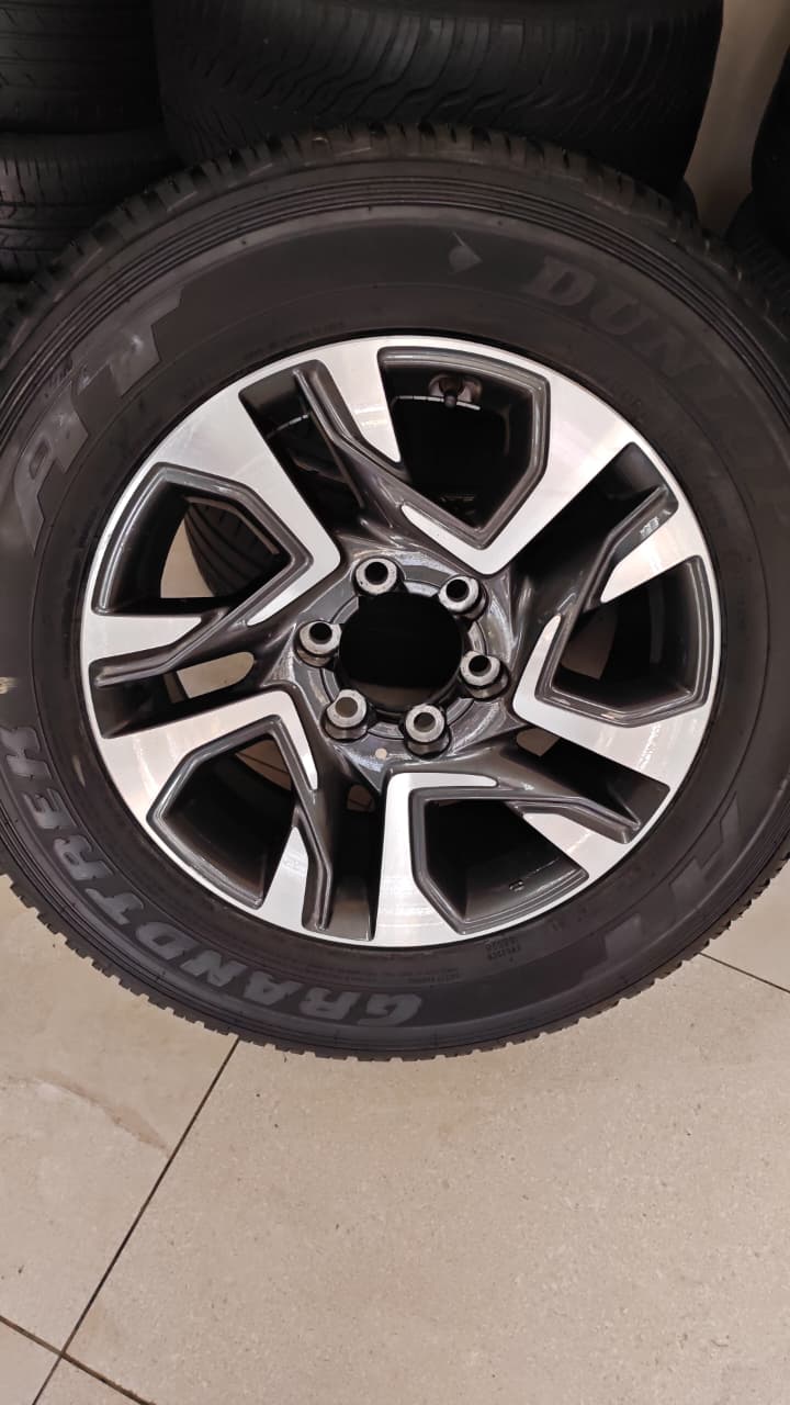 18" Toyota Legend 55/Fortuner original mag with brand new 265/60/18 Dunlop Grand - Private Seller 18" Toyota Legend 55/Fortuner original mag with brand new 265/60/18 Dunlop Grand - Private Seller