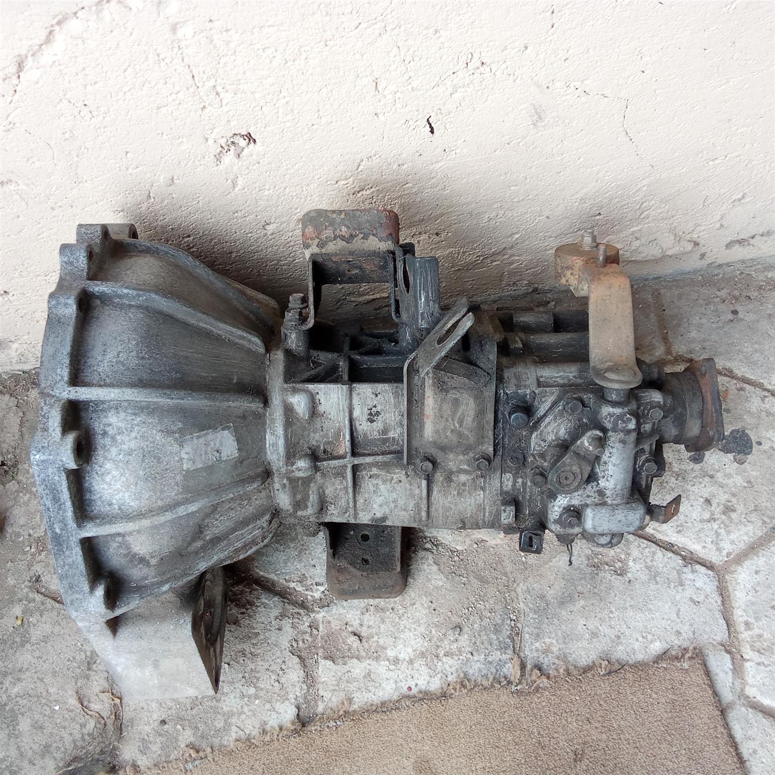 Kia 2700 Gearbox for sale - Private Seller Kia 2700 Gearbox for sale - Private Seller