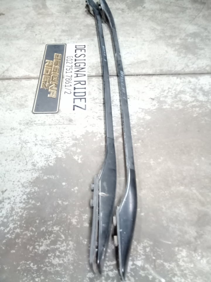LEXUS RX400H / RX300H ROOF RACKS - Private Seller LEXUS RX400H / RX300H ROOF RACKS - Private Seller