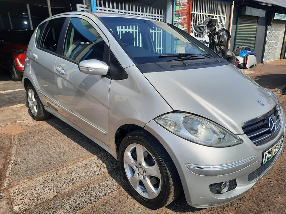 2008 Mercedes Benz A170 Hatchback Automatic with a leather seat and Service book and spare key