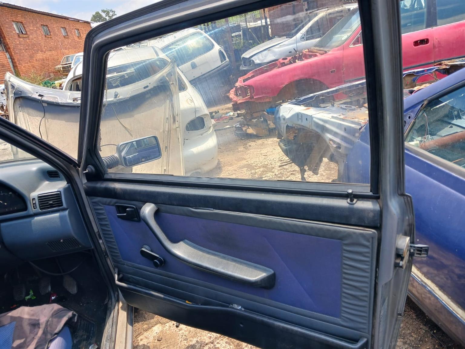 UNO 1100 BODY PARTS FOR SALE