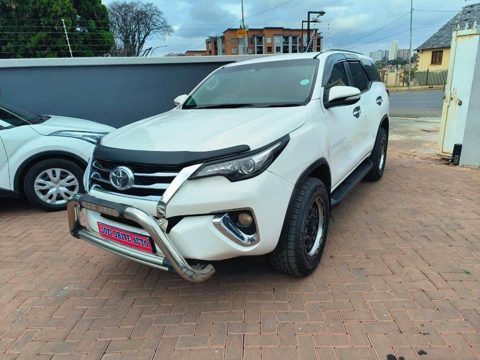 Used 2018 Toyota Fortuner 2.8GD-6 4x4 auto - Private Seller Used 2018 Toyota Fortuner 2.8GD-6 4x4 auto - Private Seller