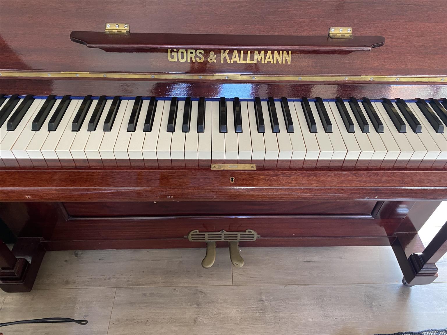 Madison pompa fantasma Gors and Kallmann piano | Junk Mail