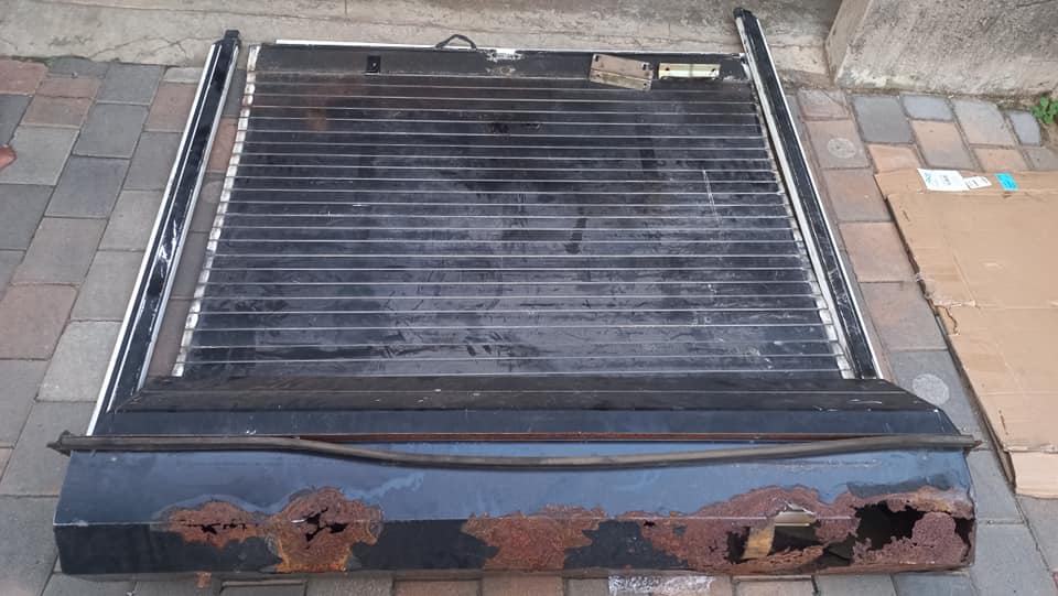 Securi-lid/ garage door ford ranger - Private Seller