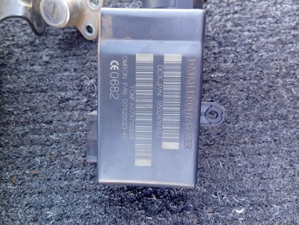 Chrysler Sebring  complete lockset for sale