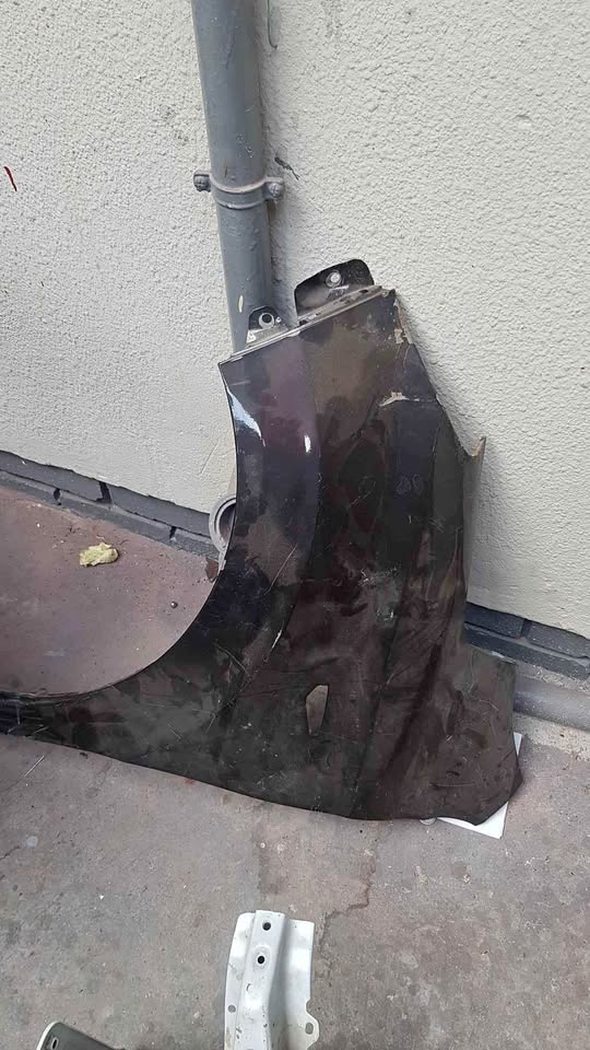 Hyundai i10 grand fender left - Private Seller Hyundai i10 grand fender left - Private Seller