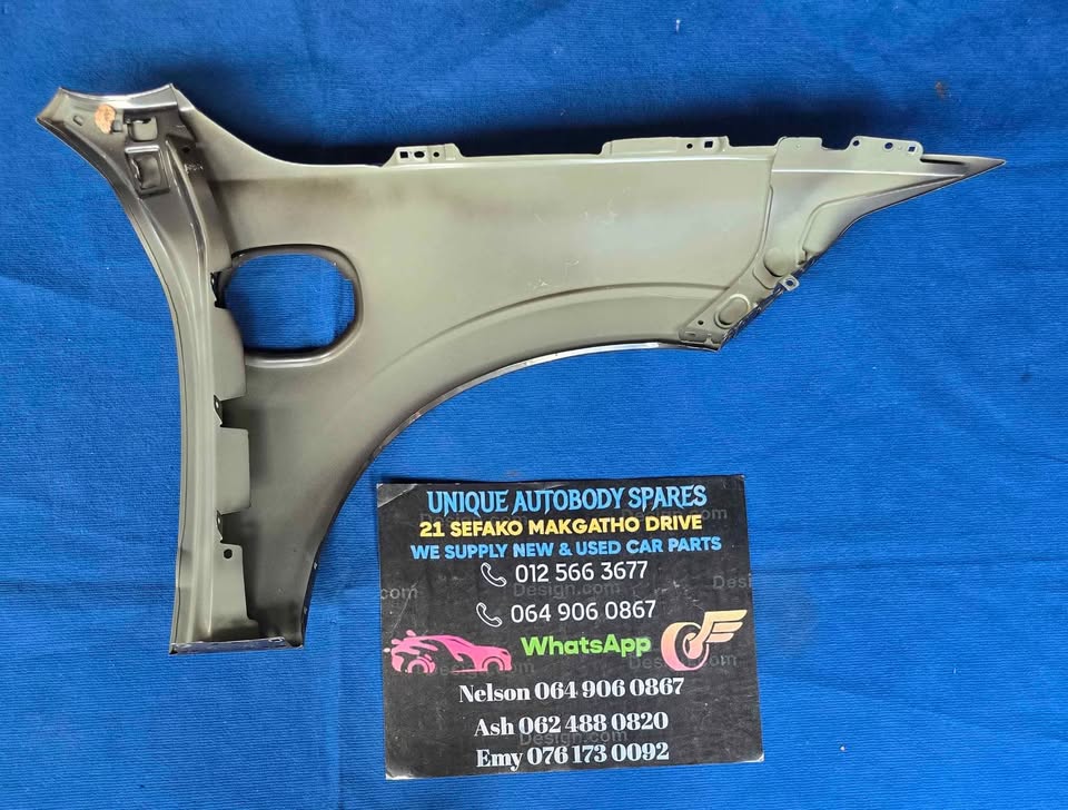 Volvo XC60 PHEV Left Fender - Private Seller Volvo XC60 PHEV Left Fender - Private Seller