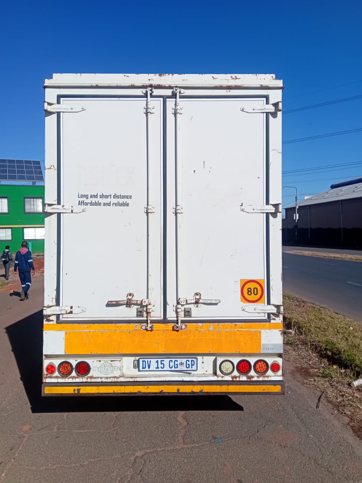 Isuzu truck