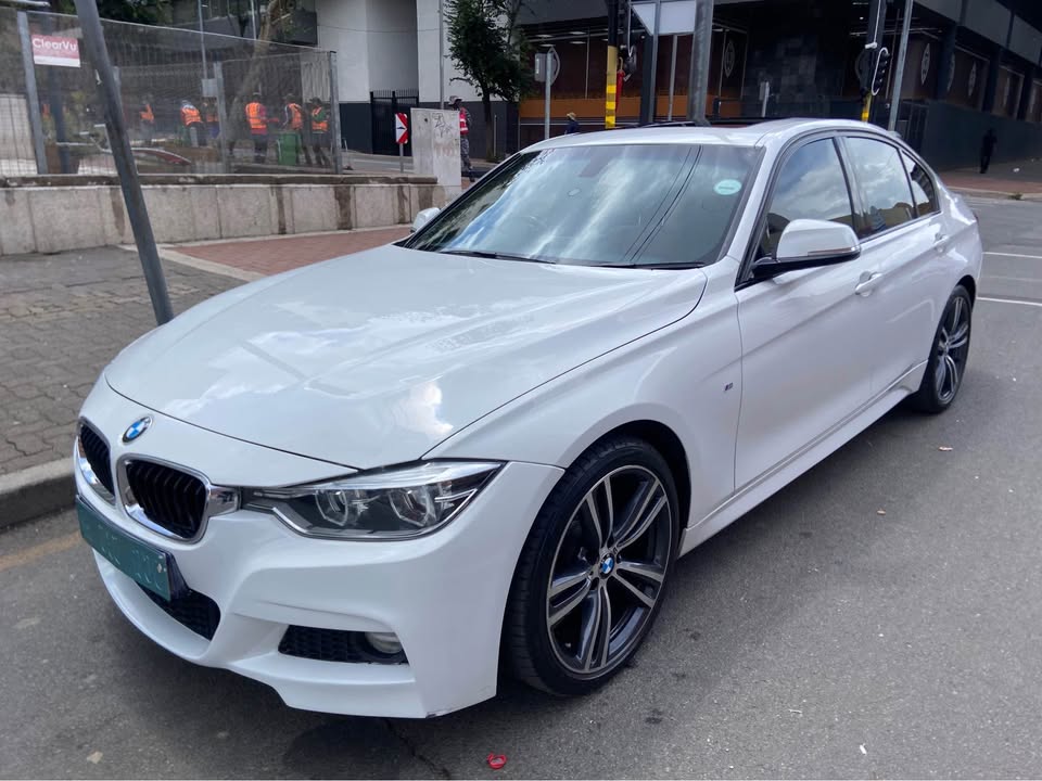 2016 BMW 320i