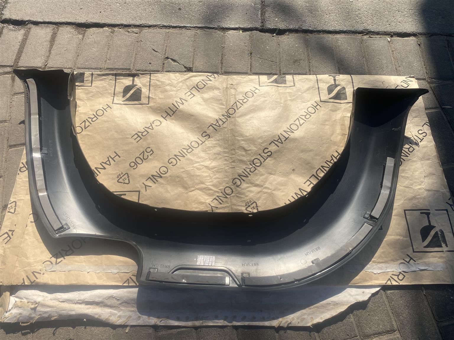 2024 TOYOTA HILUX GD-6 FENDER FLAIR LEFT REAR FOR SALE. IN EXCELLENT CONDITION