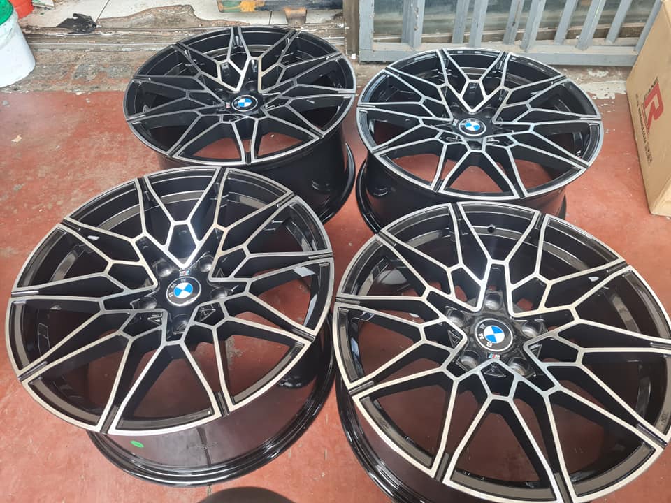 Bmw Brand new mags size 18  8j and 9j ET 35 - Private Seller