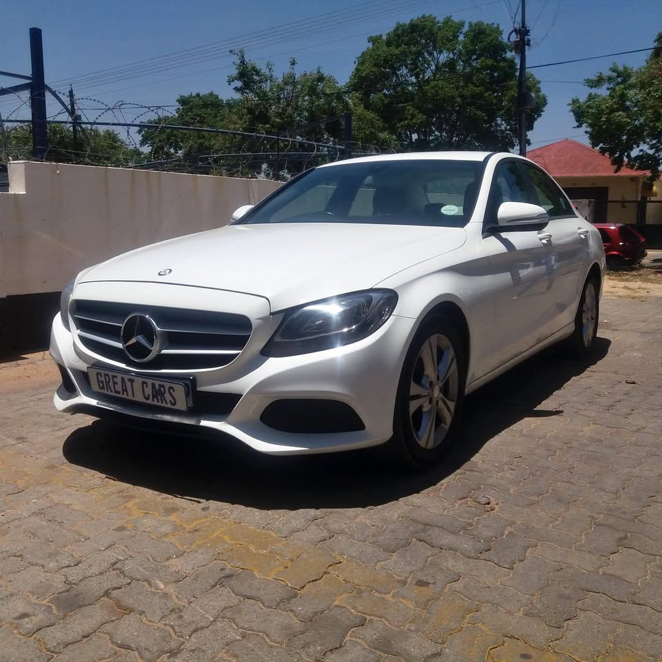 2014 MERCEDES-BENZ C180 Automatic Leather seats