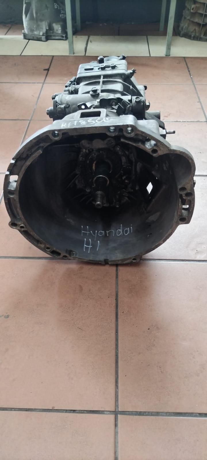 Manual gearbox for a Hyundai H 100 - Private Seller