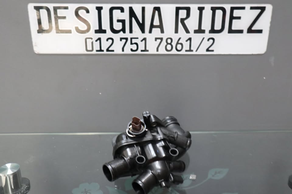 MINI COOPER R53 WATER HOUSING - Private Seller MINI COOPER R53 WATER HOUSING - Private Seller