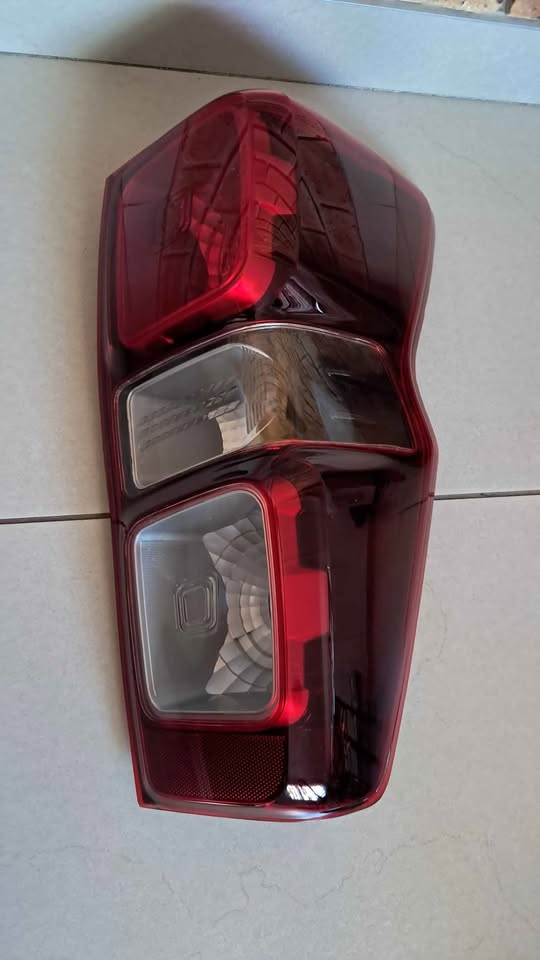 ISUZU DMAX 2023 ON BRAND NEW TAILLIGHTS FORSALE PRICE