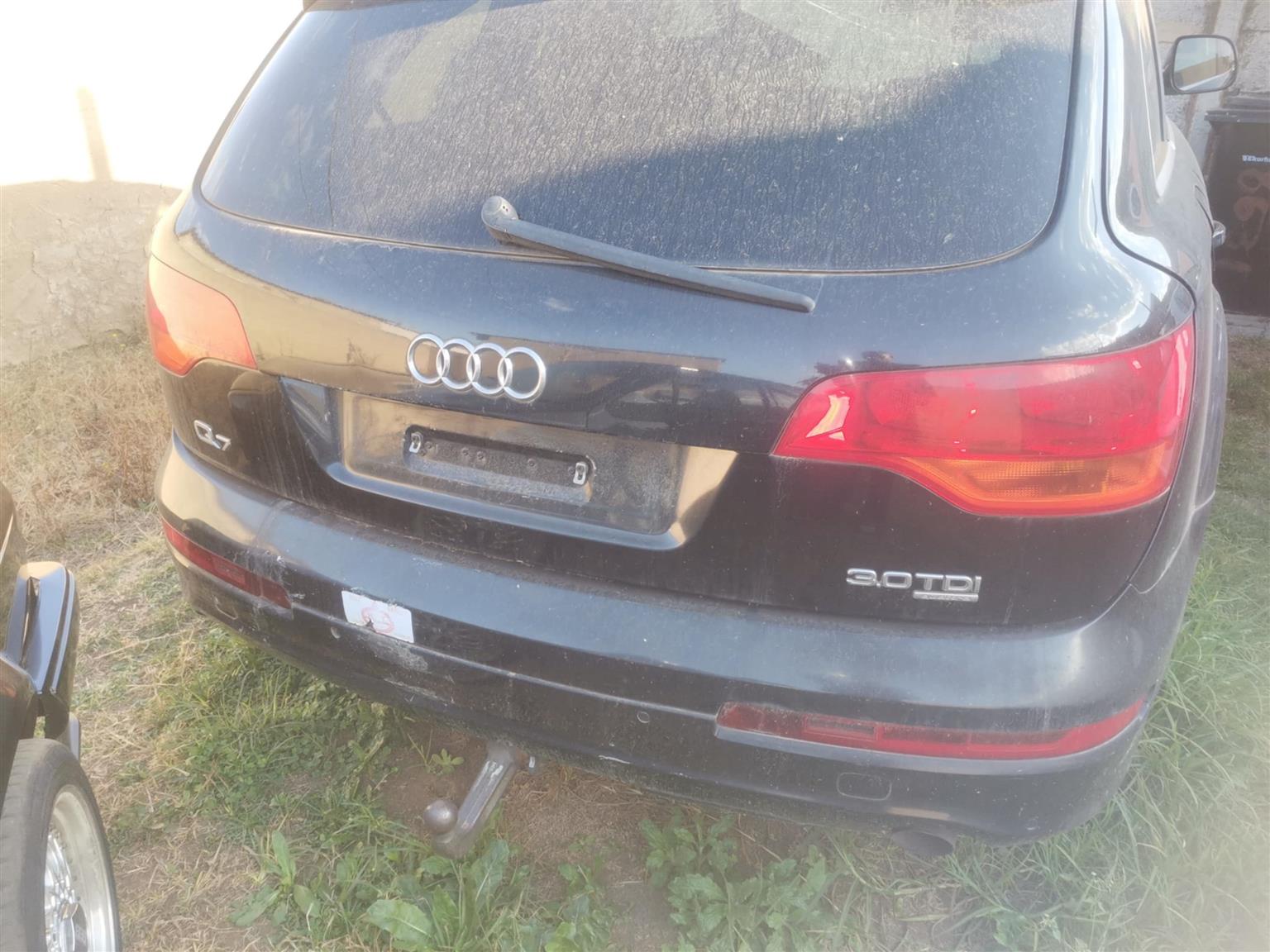 Audi Q7 3.0 TDI BUG - Private Seller Audi Q7 3.0 TDI BUG - Private Seller