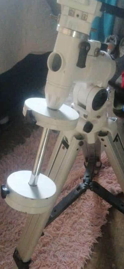 SKYWATCHER TELESCOPE