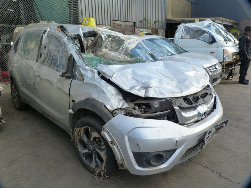 Honda BR-V 1.5 Comfort AT Silver - 2017 STRIPPING FOR SPARES - Private Seller Honda BR-V 1.5 Comfort AT Silver - 2017 STRIPPING FOR SPARES - Private Seller