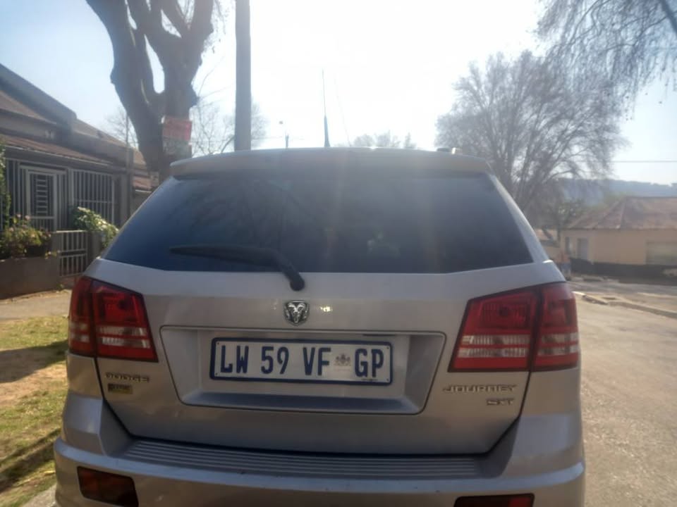 2010 DODGE JOURNEY 2.4 Petrol, Automatic, Silver, 7 seaters, 90000kms