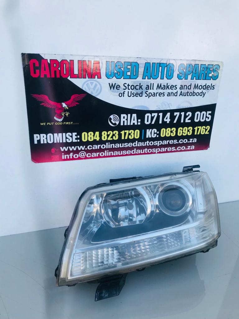 Suzuki Vitara left side headlight - Private Seller Suzuki Vitara left side headlight - Private Seller