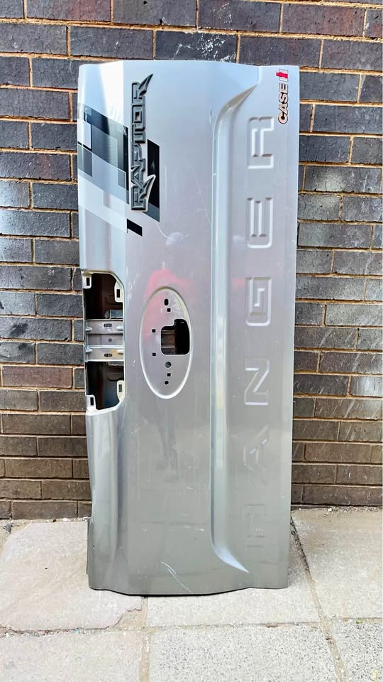 FORD RAPTOR T9  TAILGATE - Private Seller