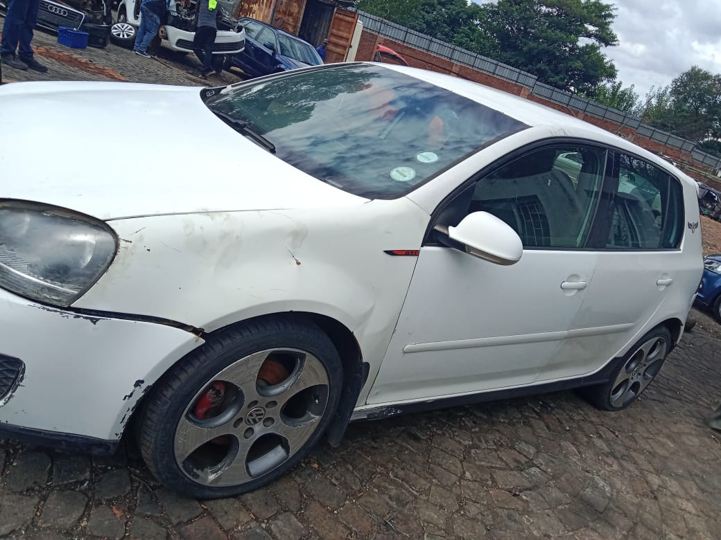 VW GOLF 5 2.0 GTI STRIPPING FOR SPARES - Private Seller