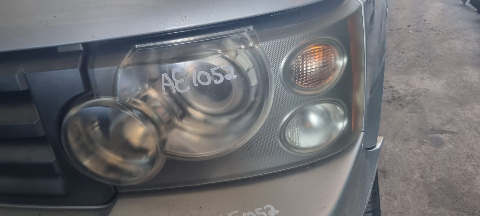 2006 Range Rover Vogue 4.4l V8 HSE Headlights for sale