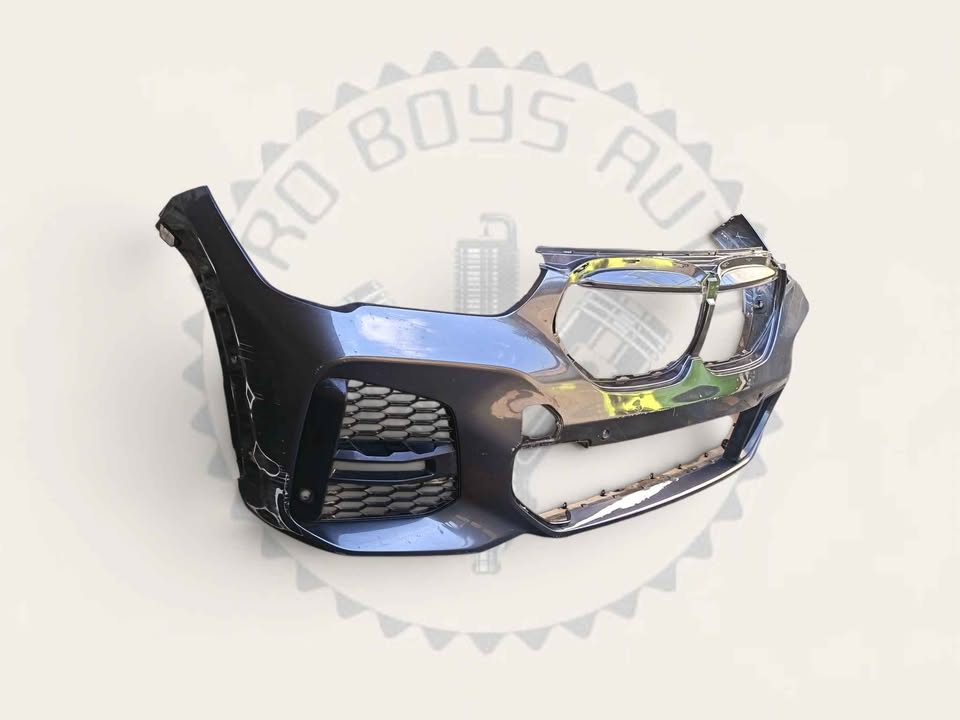 BMW X1 F48 LCI M SPORT FRONT BUMPER AVAILABLE FOR SALE - Private Seller BMW X1 F48 LCI M SPORT FRONT BUMPER AVAILABLE FOR SALE - Private Seller