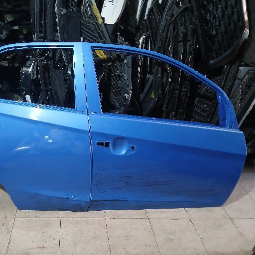 Honda brio door - Private Seller Honda brio door - Private Seller