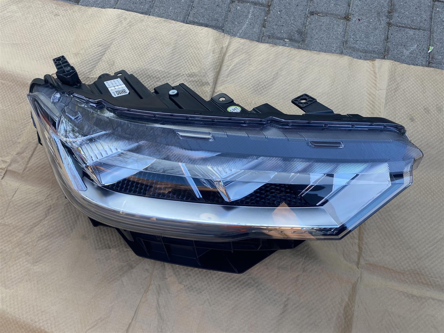 2023 HAVAL H6 GT FULL LED HEADLIGHT RIGHT SIDE FOR SALE. BRAND NEW - Private Seller
