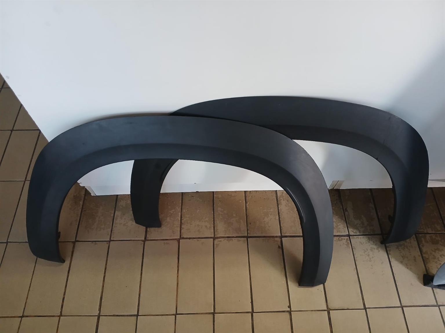 2020 RENAULT KIGER FRONT WHEEL ARCH (LEFT AND RIGHT) FOR SALE - Private Seller 2020 RENAULT KIGER FRONT WHEEL ARCH (LEFT AND RIGHT) FOR SALE - Private Seller