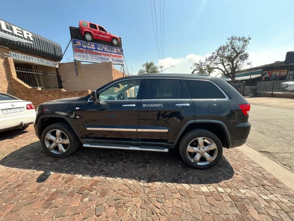 Jeep Grand Cherokee 3.6 WK2 Auto Petrol – Now Stripping for Spares! - Private Seller Jeep Grand Cherokee 3.6 WK2 Auto Petrol – Now Stripping for Spares! - Private Seller