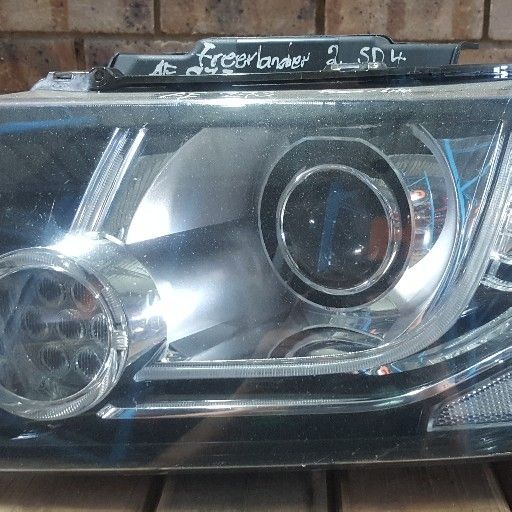 Freelander 2 SD4 headlight set Freelander 2 SD4 headlight set