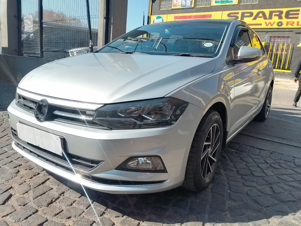 POLO 2018 HATCH
