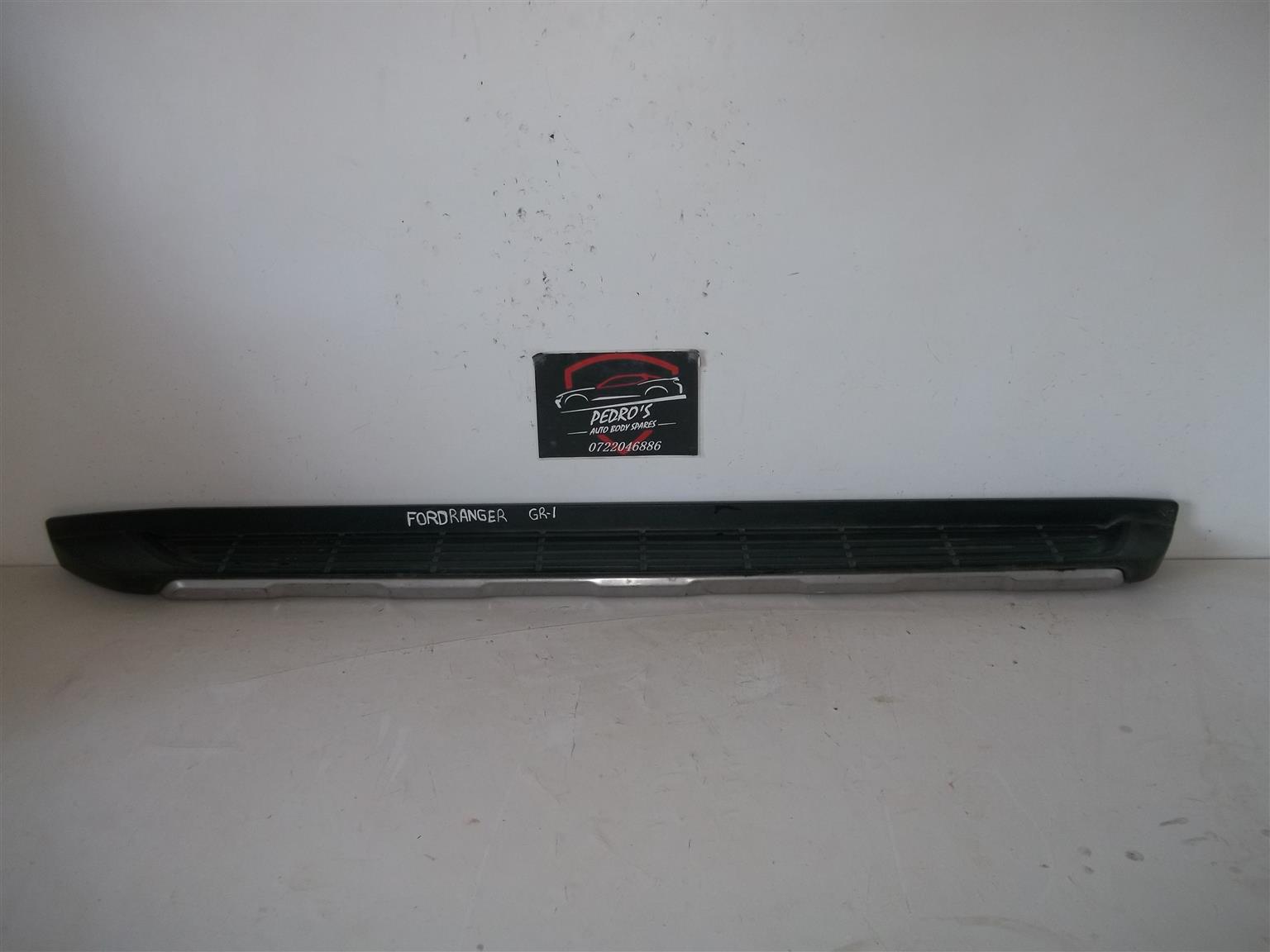 Ford Ranger (T6-8) '11+ side step sills - Private Seller Ford Ranger (T6-8) '11+ side step sills - Private Seller