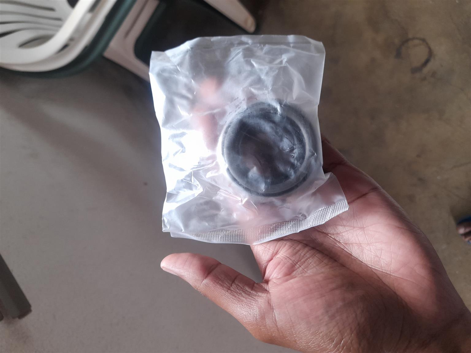 Car clutch thrust bearing - Private Seller Car clutch thrust bearing - Private Seller