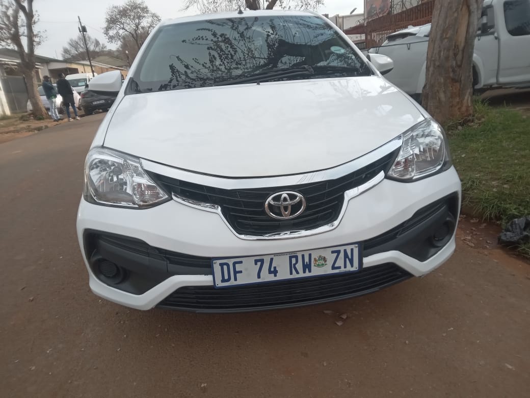Used 2018 Toyota Etios hatch 1.5 Xs - Private Seller Used 2018 Toyota Etios hatch 1.5 Xs - Private Seller