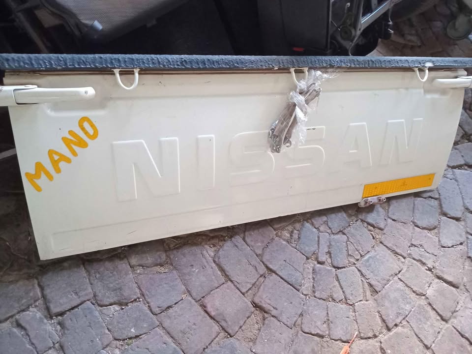 Nissan hardbody 1ton tailgate for sale @ circle 7 used parts - Private Seller Nissan hardbody 1ton tailgate for sale @ circle 7 used parts - Private Seller