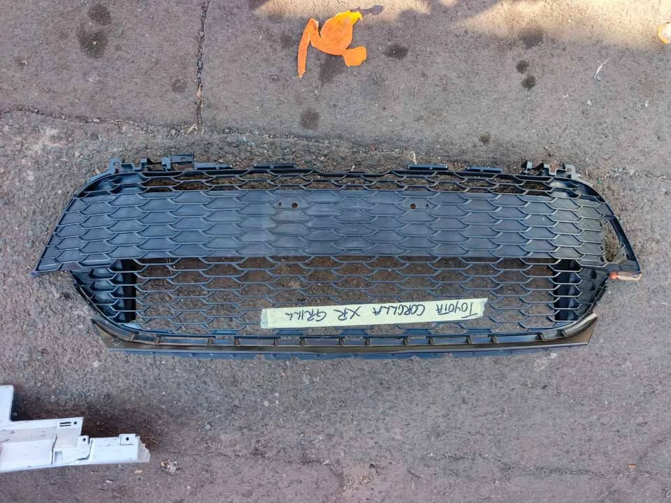 Toyota corolla Xr grill - Private Seller Toyota corolla Xr grill - Private Seller