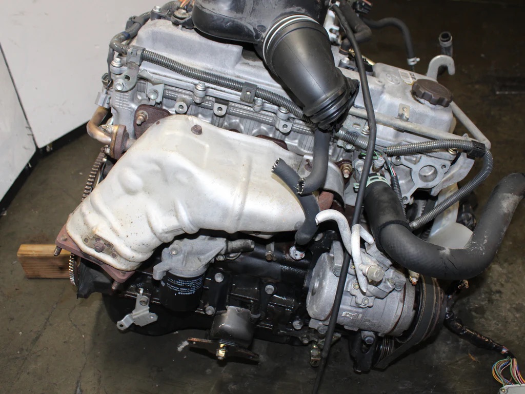 Used Toyota 3RZ-FE 2.7L Petrol Engine For Sale - Private Seller Used Toyota 3RZ-FE 2.7L Petrol Engine For Sale - Private Seller