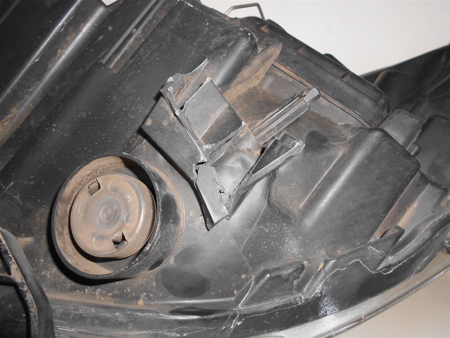 Ford Kuga right headlight - Private Seller Ford Kuga right headlight - Private Seller