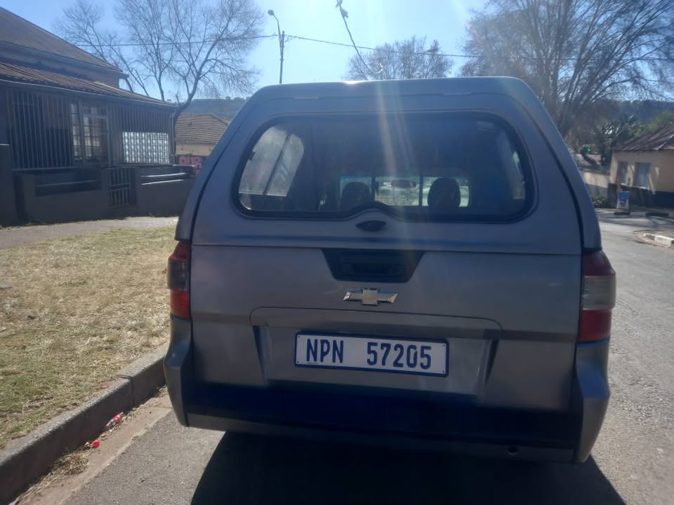 2013 Chevrolet utility 1.4 Petrol, Manual, Grey, 106000km. Spare key Service book. Canopy