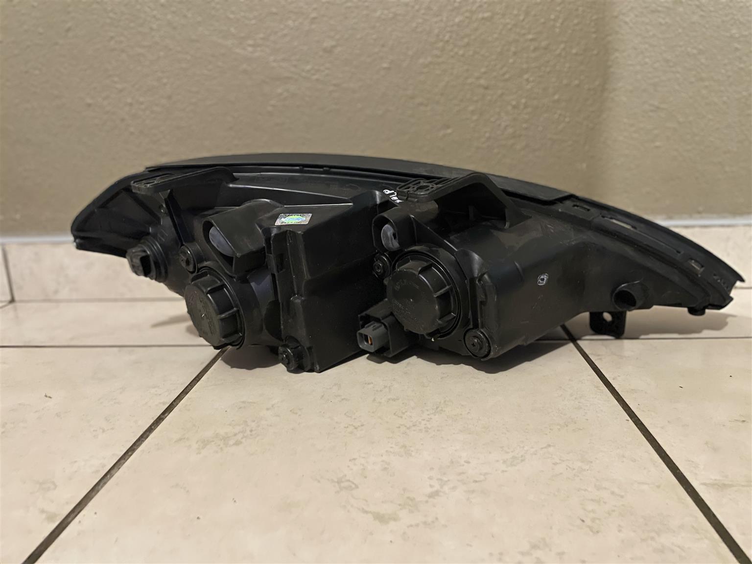 Sangyong kyron headlights - Private Seller Sangyong kyron headlights - Private Seller
