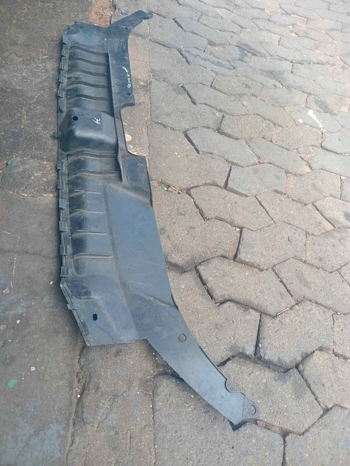 Audi Q5 upper top panel - Private Seller Audi Q5 upper top panel - Private Seller