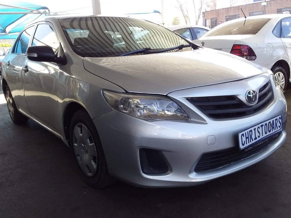 2014 Toyota Corolla Quest sedan 2014