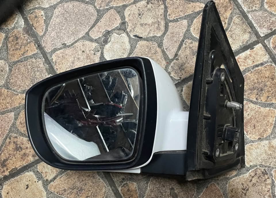 Hyundai ix35 side mirror 2010/16 - Private Seller Hyundai ix35 side mirror 2010/16 - Private Seller