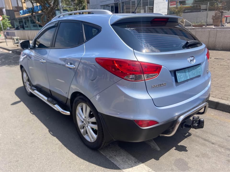 2012 Hyundai ix-35 2.0 Automatic 75000km