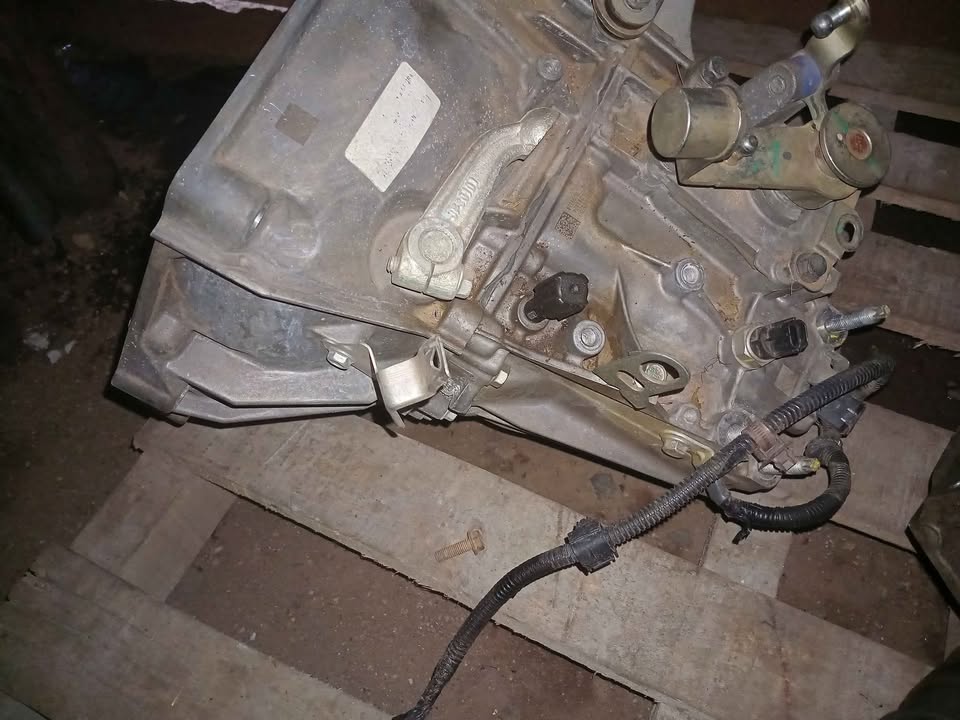 Suzuki swift 2023 model maunal gear box - Private Seller Suzuki swift 2023 model maunal gear box - Private Seller